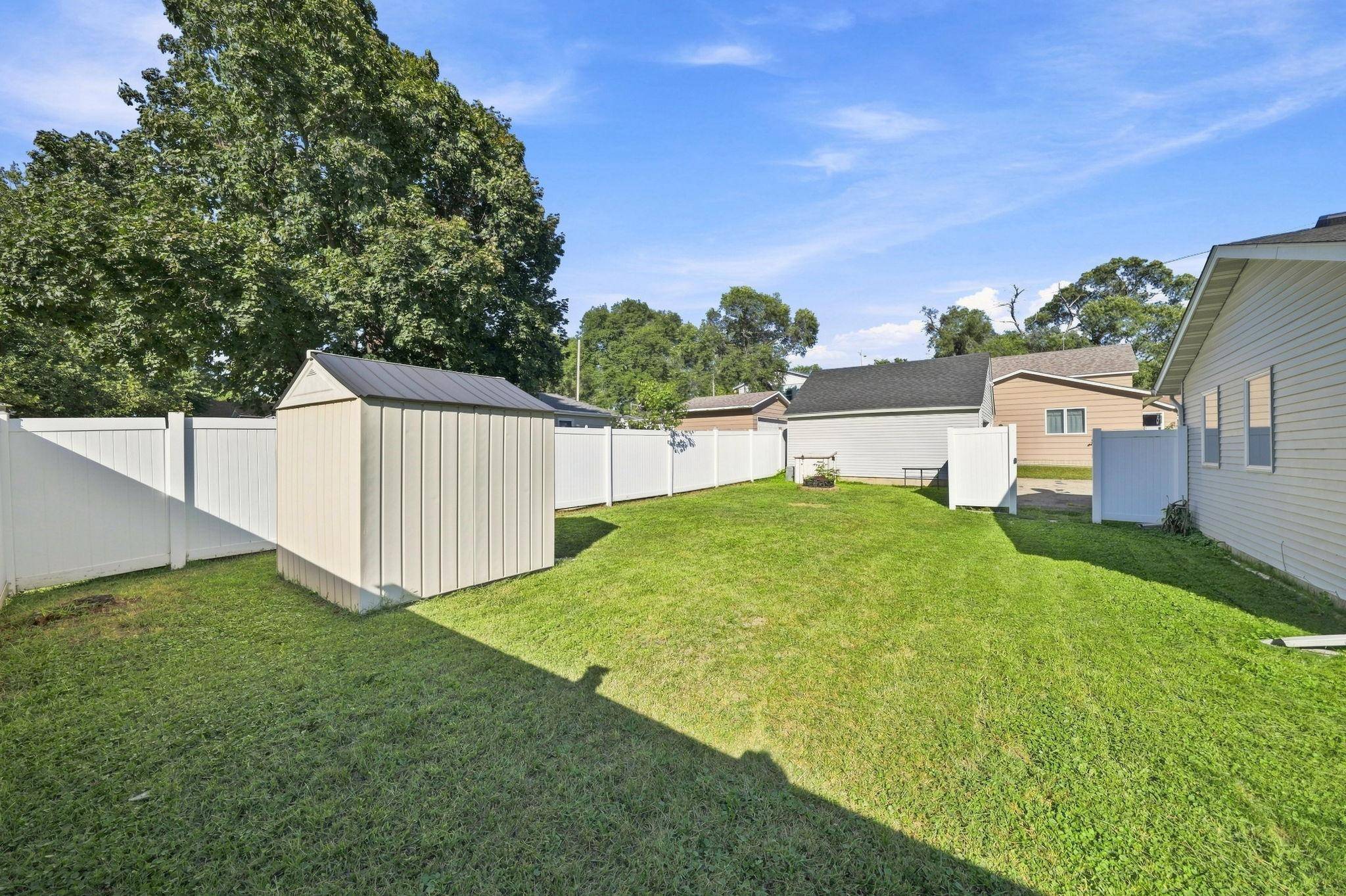 1201 2nd AVE NW, Faribault, MN 55021
