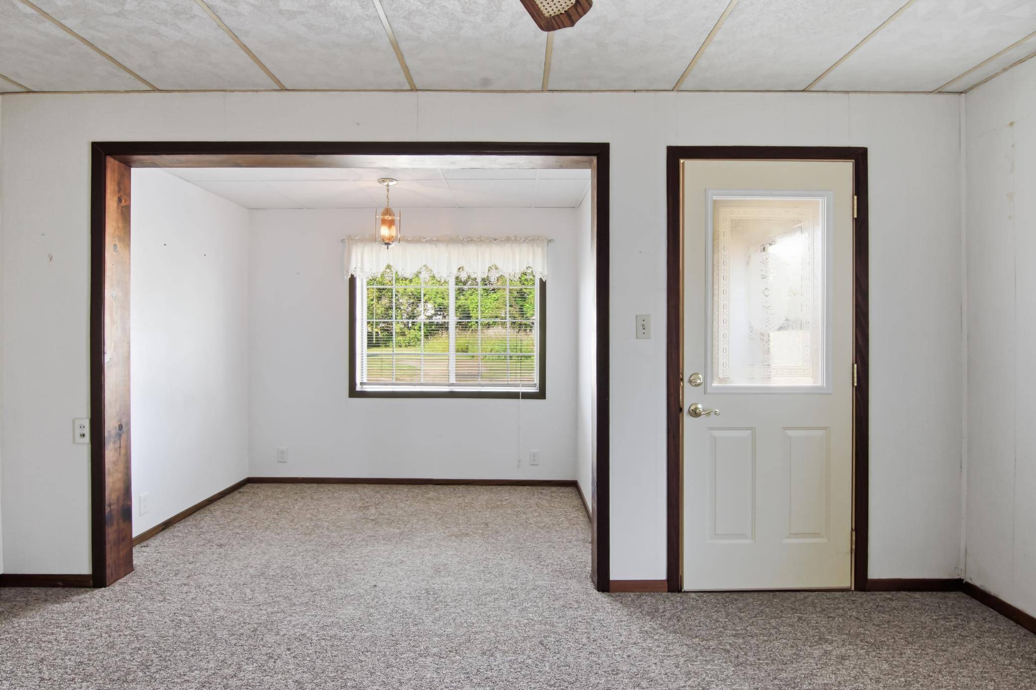 50476 S 2nd ST, Eleva, WI 54738