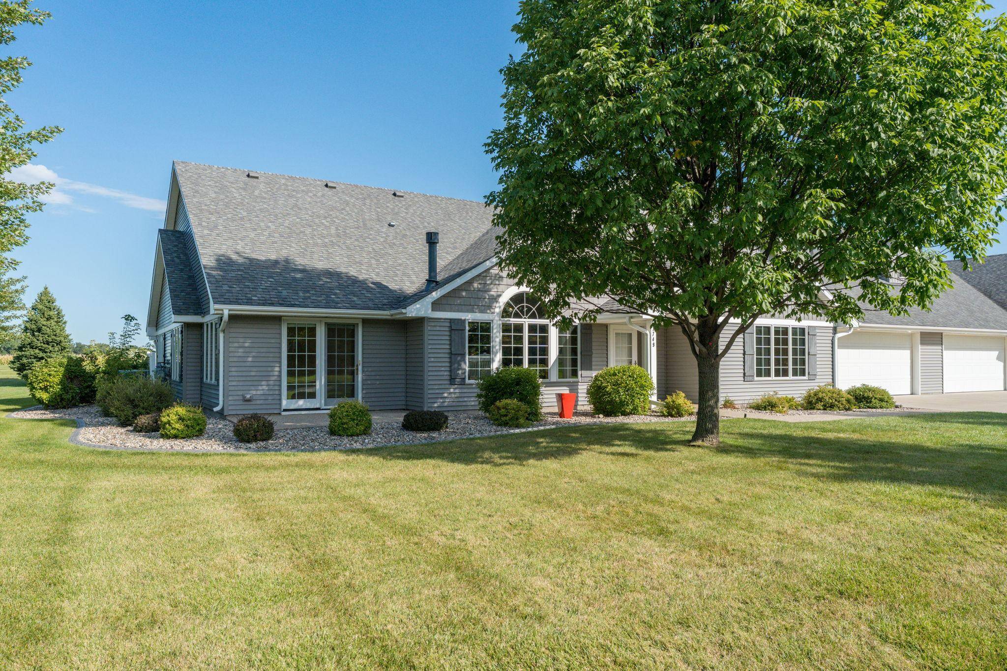 749 Grayhawk CIR, Mankato, MN 56001