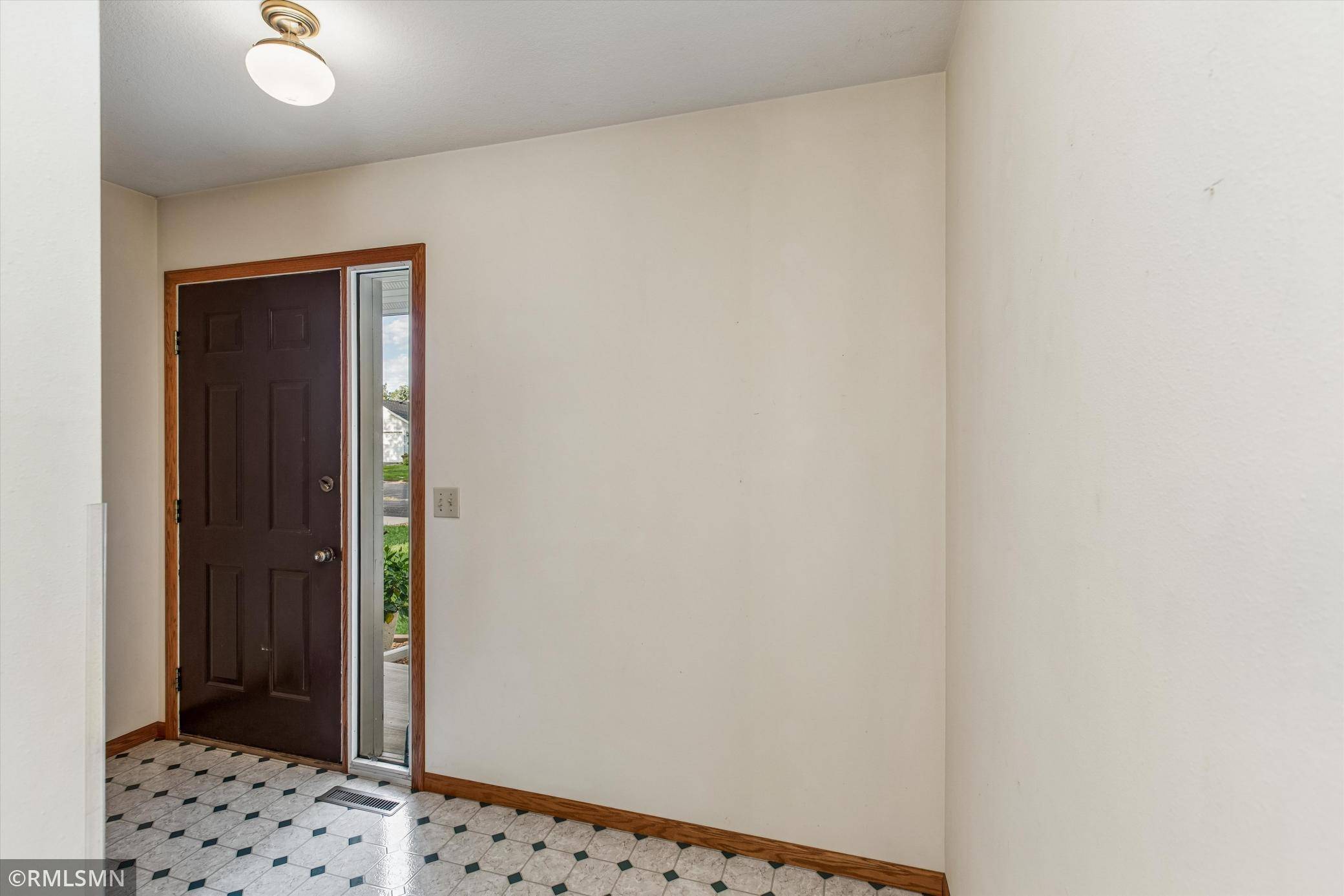 107 Ridgebrook DR #107, Cannon Falls, MN 55009