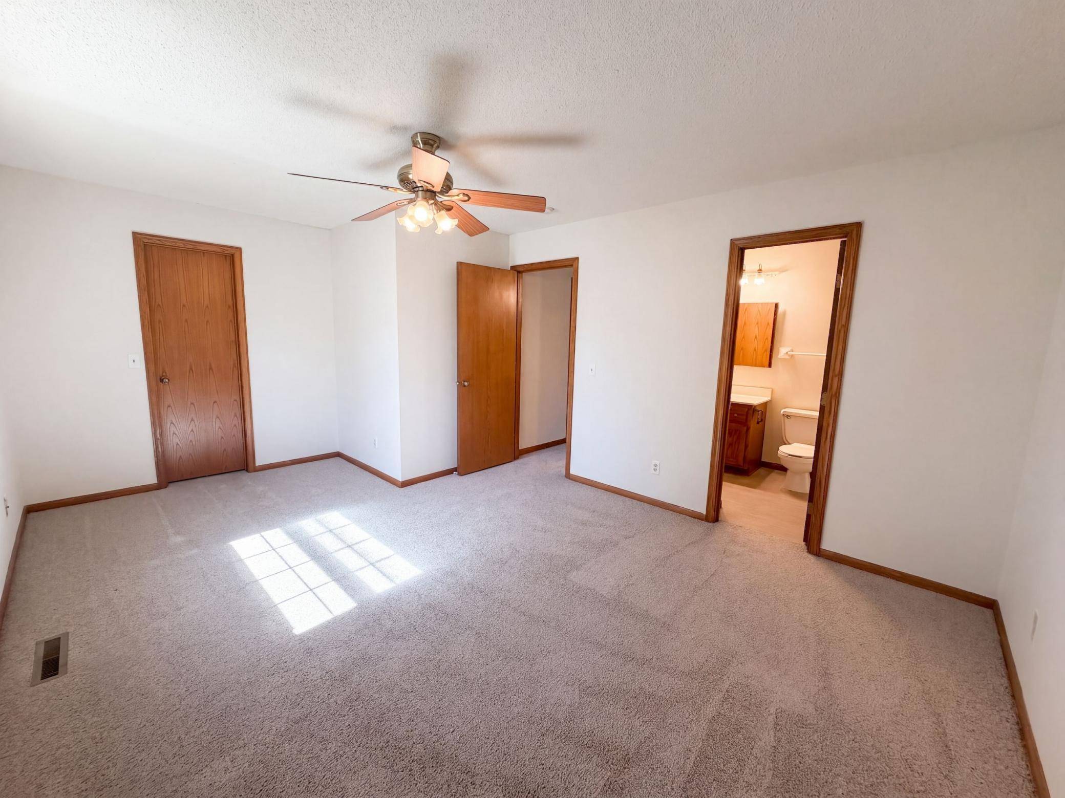 7537 Fairfield RD N, Brooklyn Park, MN 55444