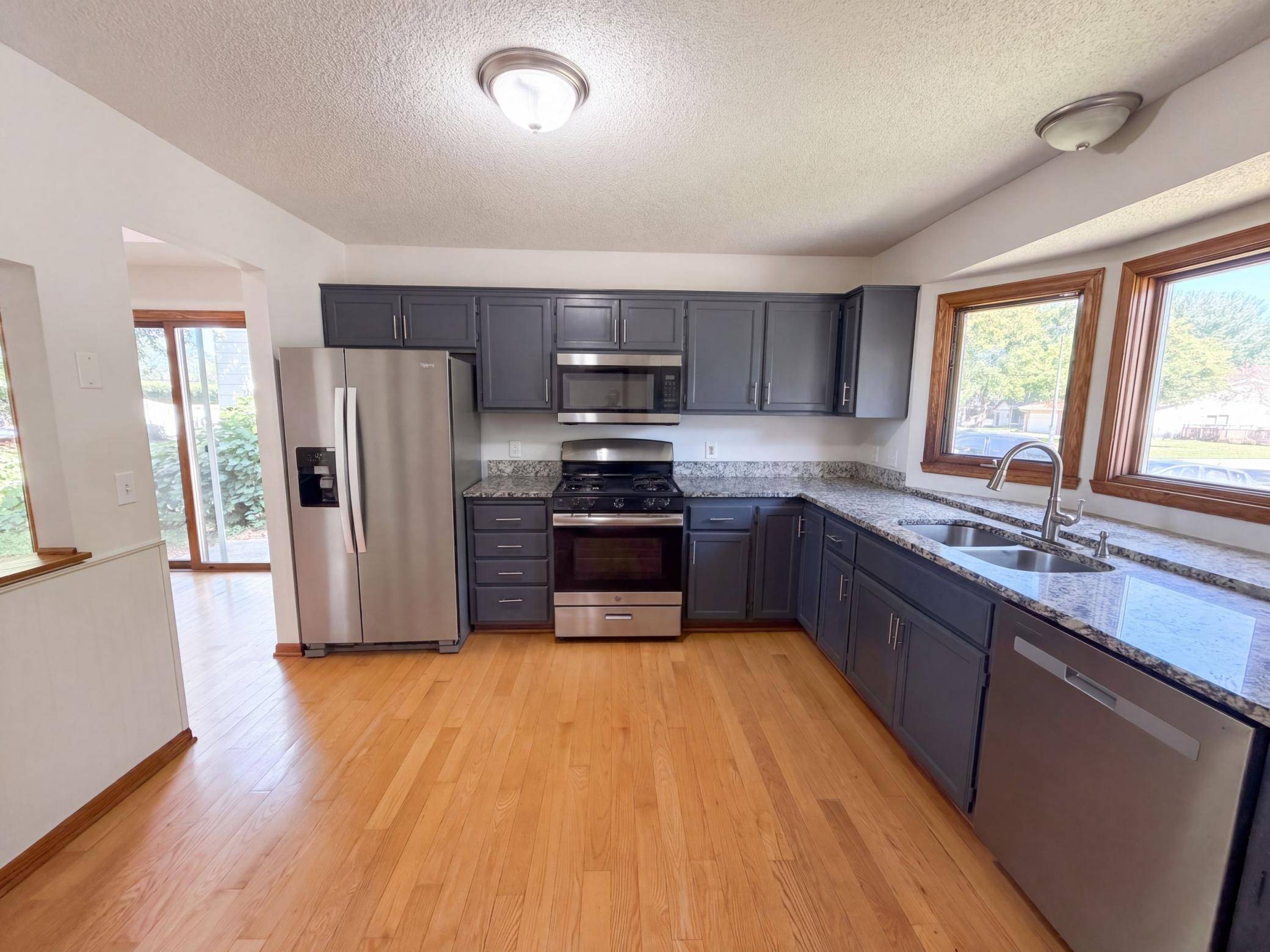 7537 Fairfield RD N, Brooklyn Park, MN 55444