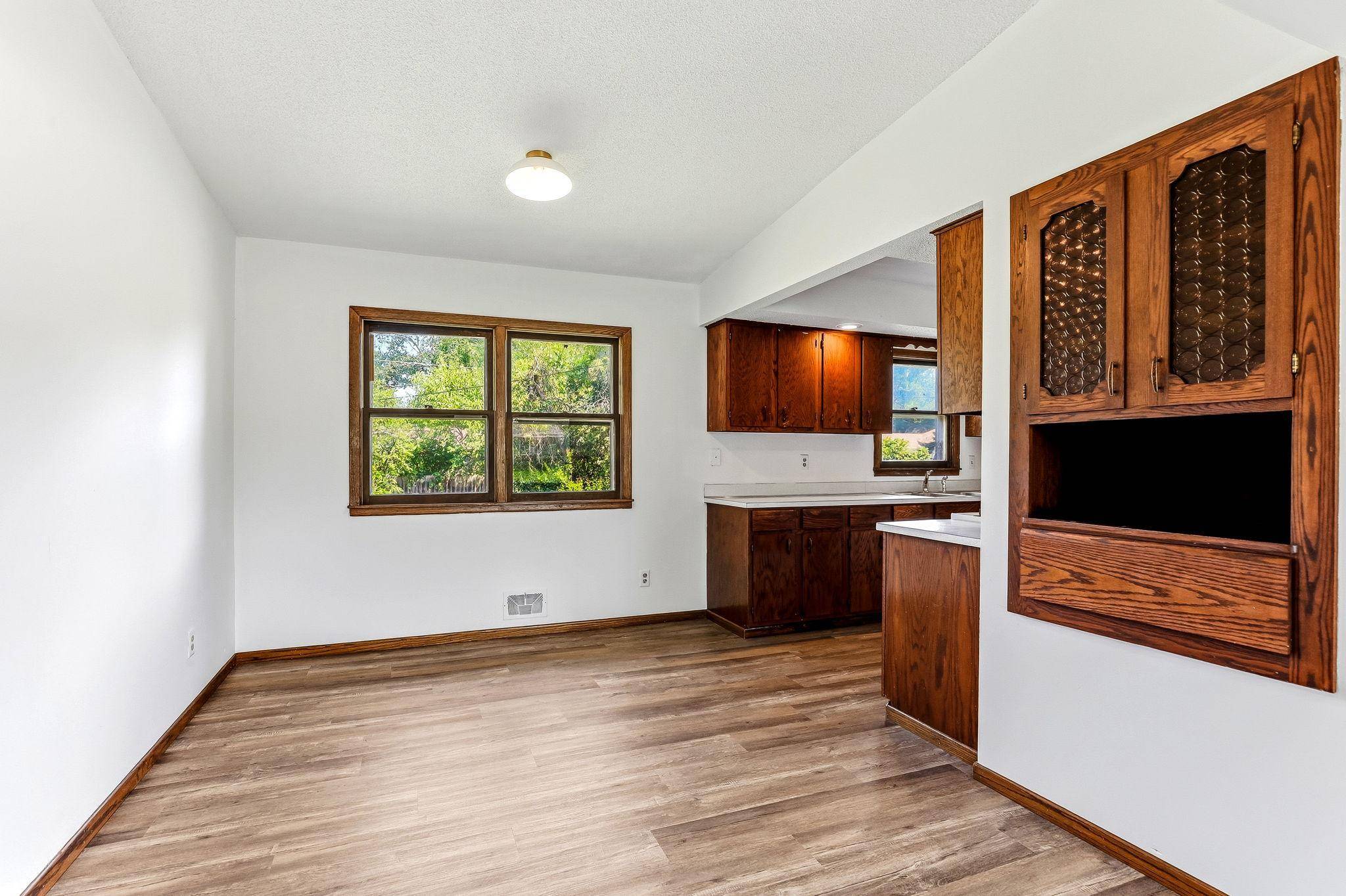 1334 21st ST W, Hastings, MN 55033