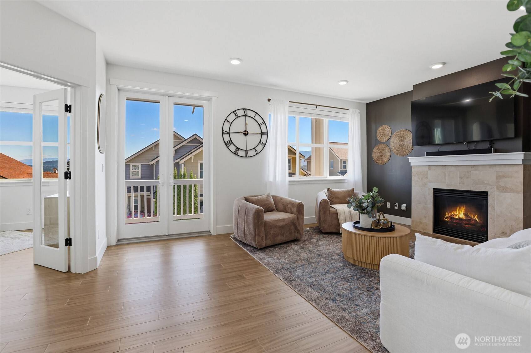581 Mountain View LN NW, Issaquah, WA 98027