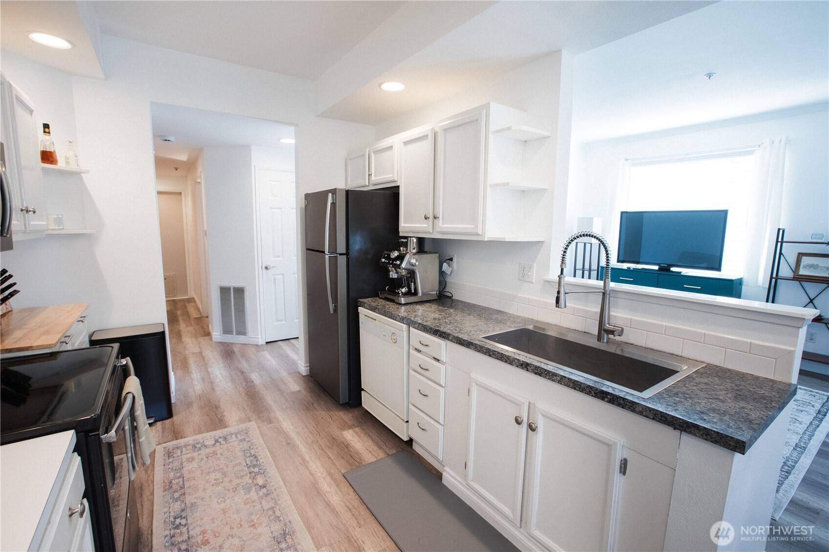 4714 Mill Pond DR SE #401, Auburn, WA 98092