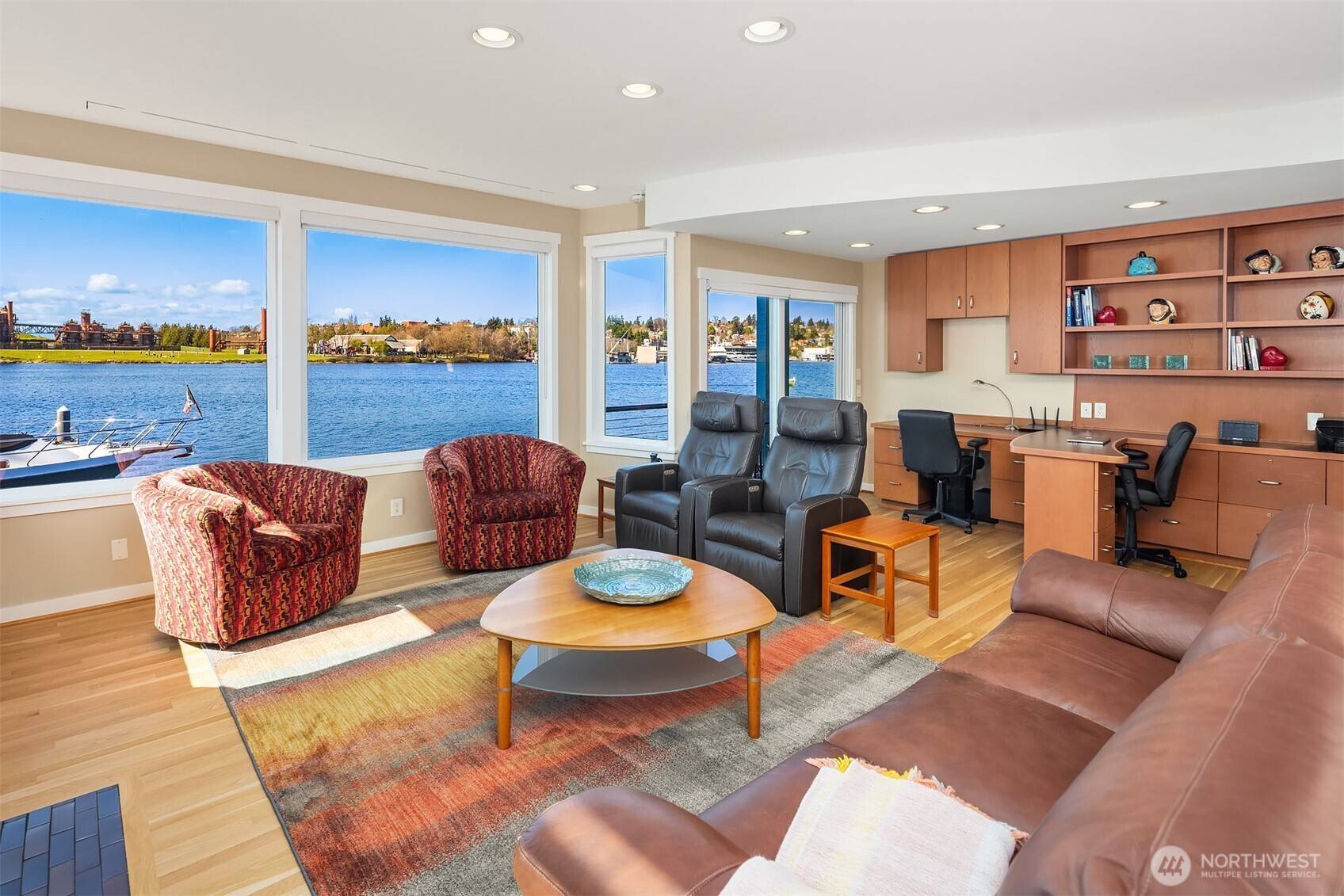10 E Roanoke ST #2, Seattle, WA 98102