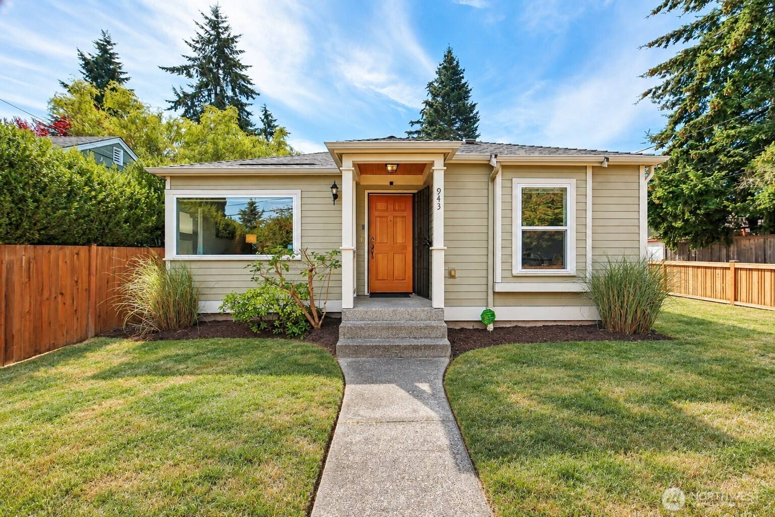 943 NW 97th ST, Seattle, WA 98117