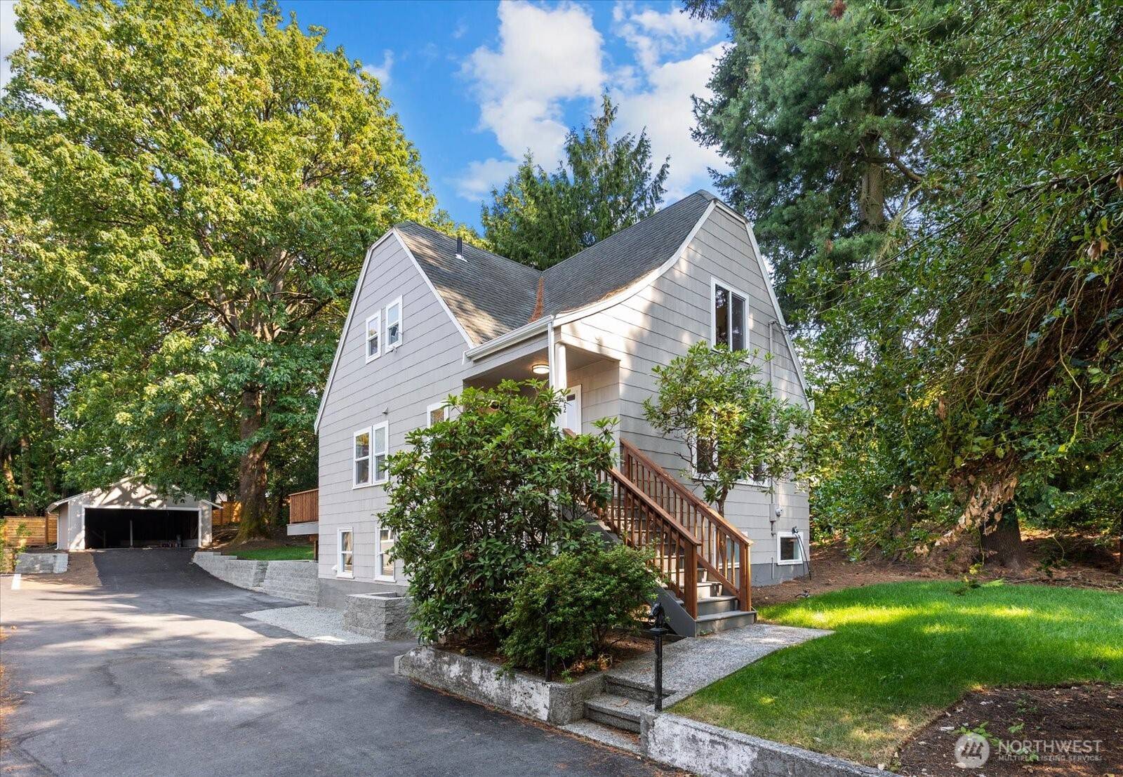 10322 Ashworth AVE N, Seattle, WA 98133