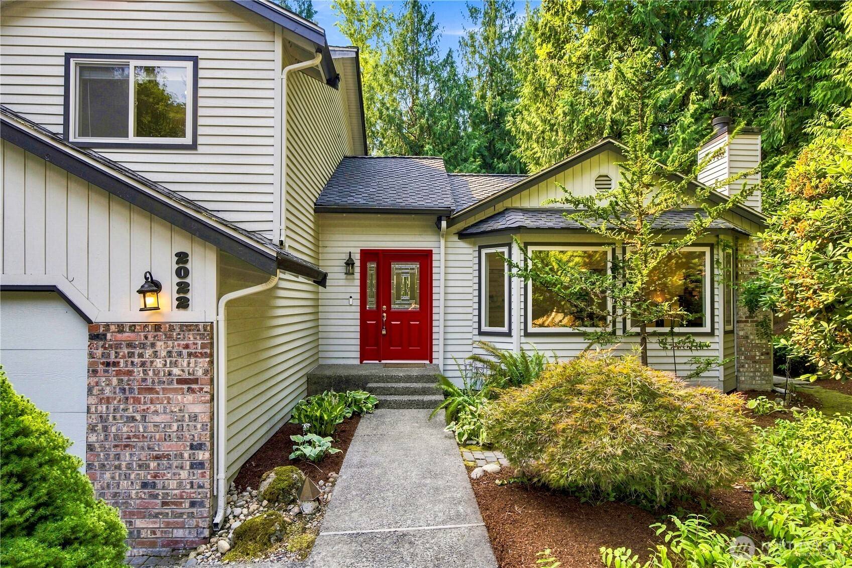 2022 227th AVE NE, Sammamish, WA 98074
