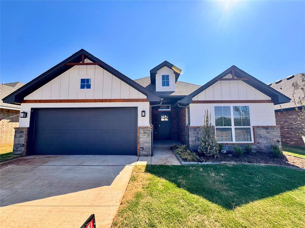 1324 Colonial AVE, Tuttle, OK 73089