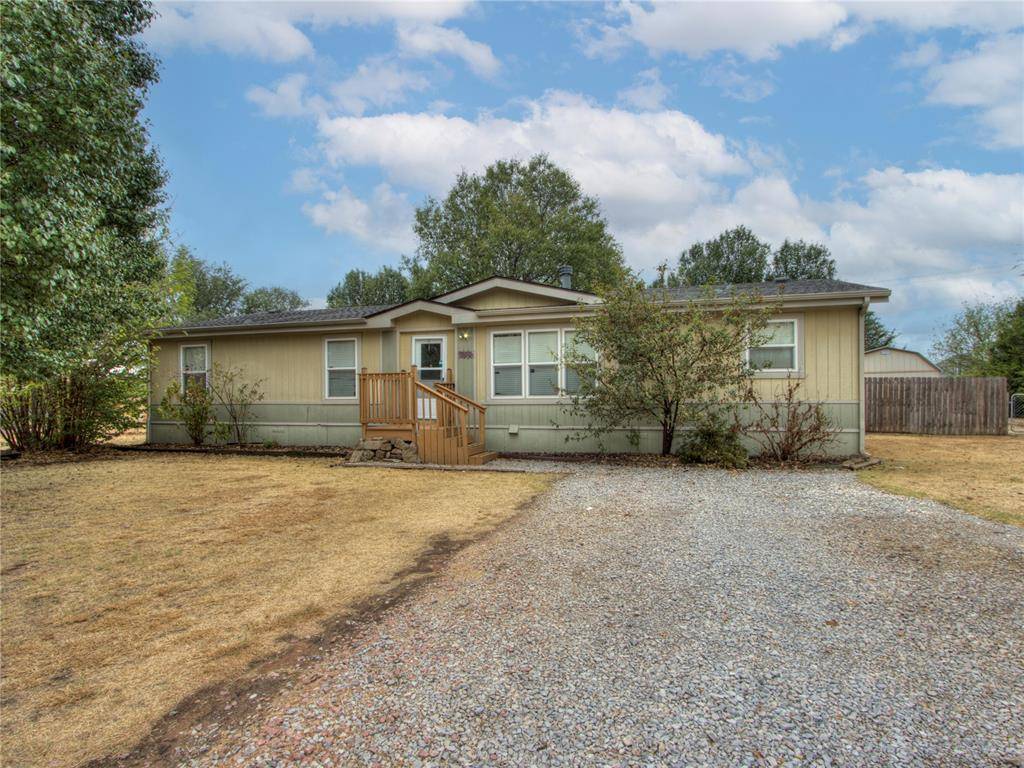 12408 SW 28th ST, Yukon, OK 73099