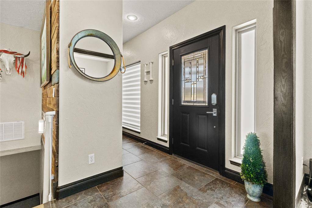 10382 Highway 54 HWY, Weatherford, OK 73096