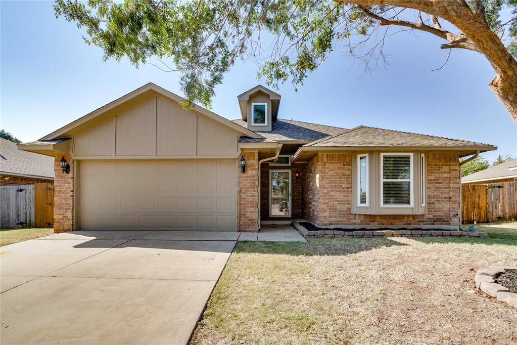 2176 Melody DR, Edmond, OK 73012