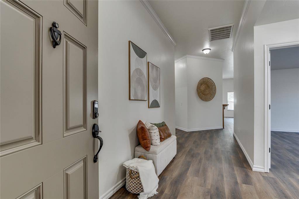 2176 Melody DR, Edmond, OK 73012