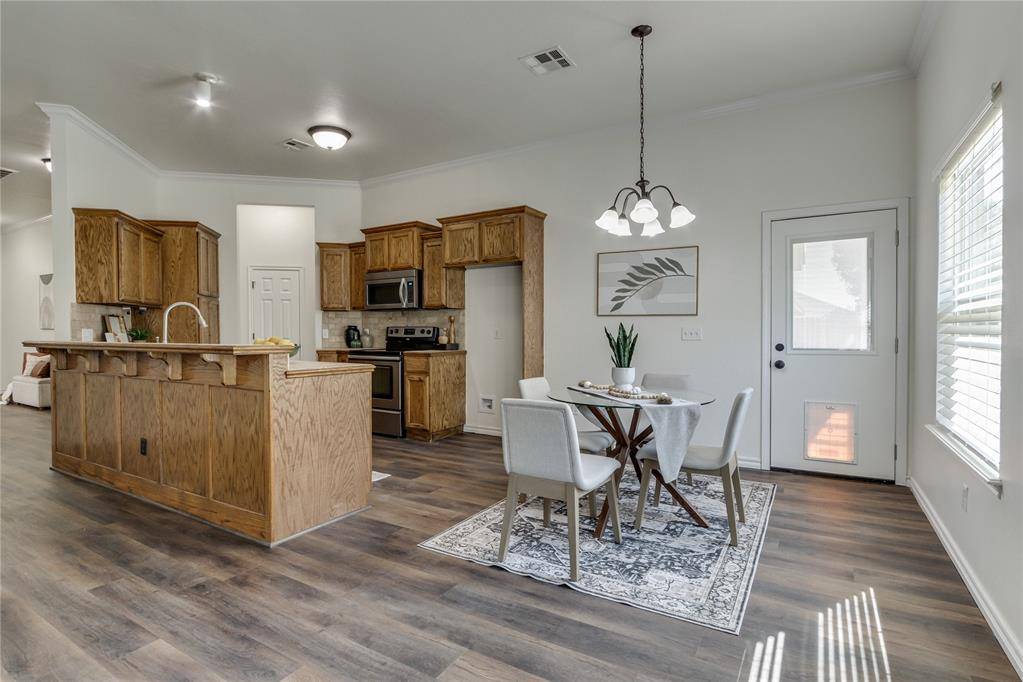 2176 Melody DR, Edmond, OK 73012