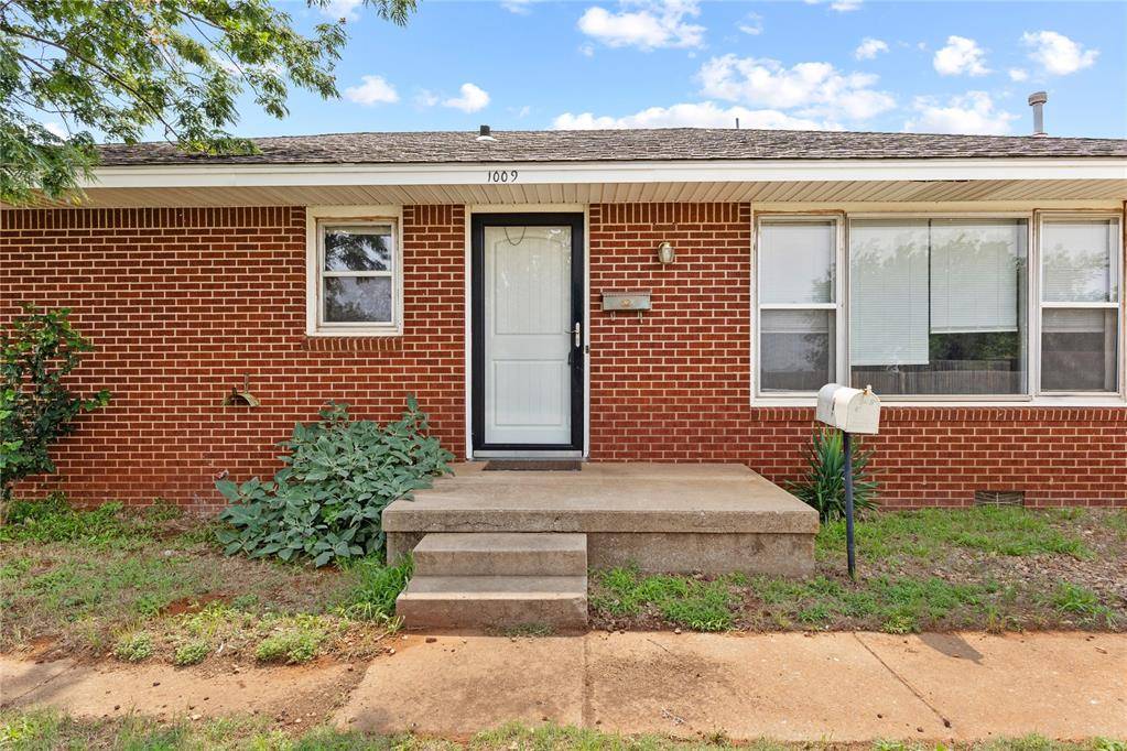 1009 N Illinois ST, Weatherford, OK 73096