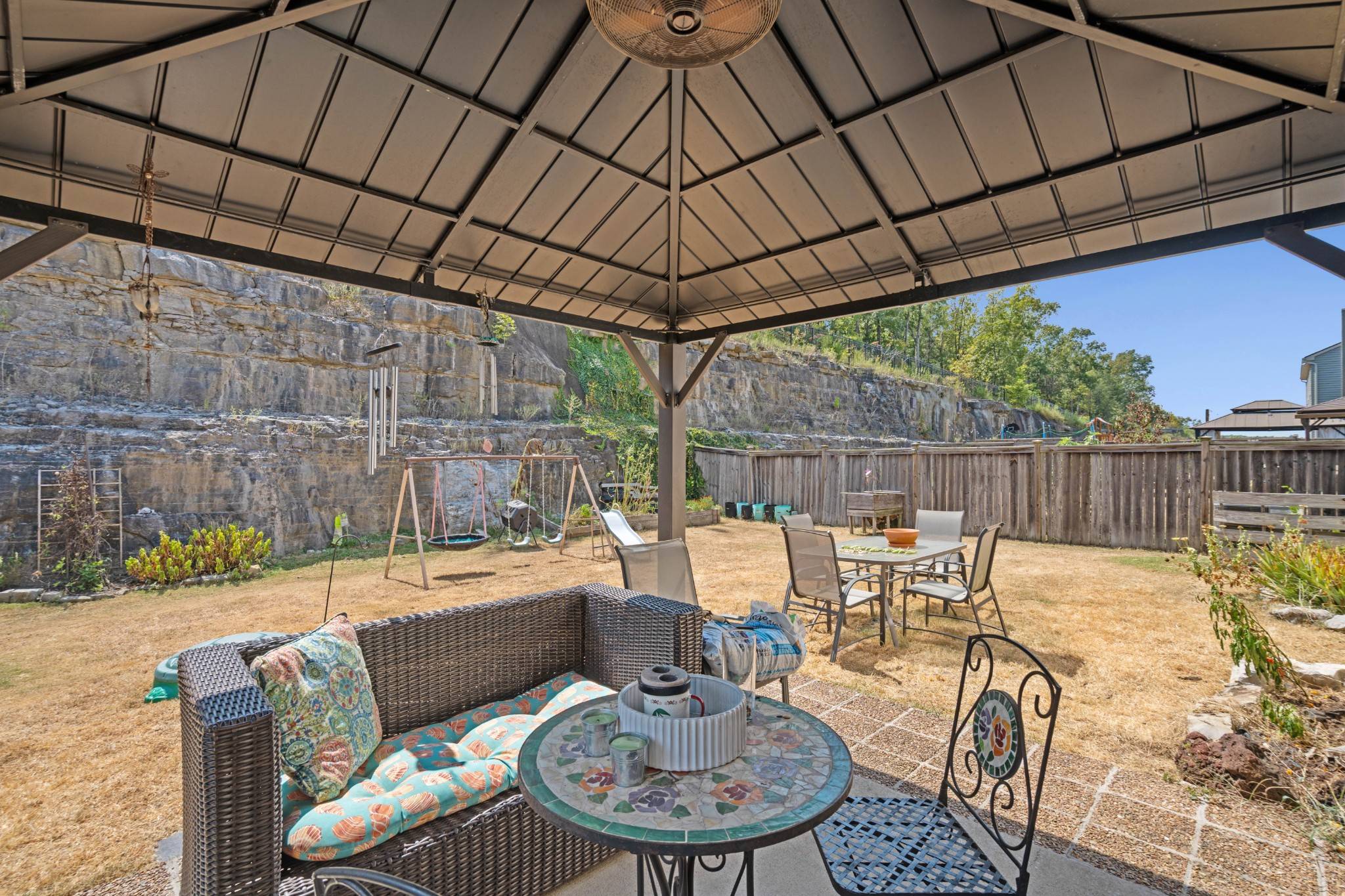1450 Old Stone Rd, Lebanon, TN 37087