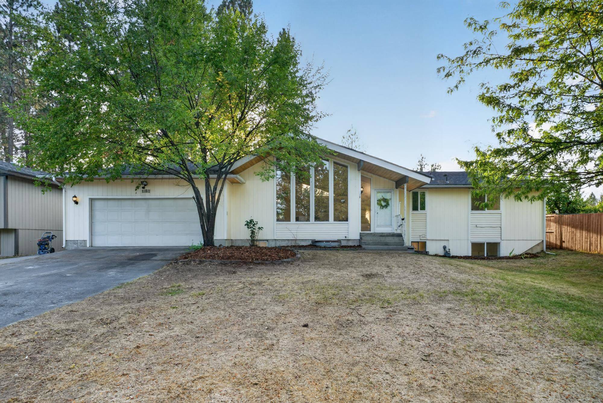 11811 N Bedivere Dr, Spokane, WA 99218