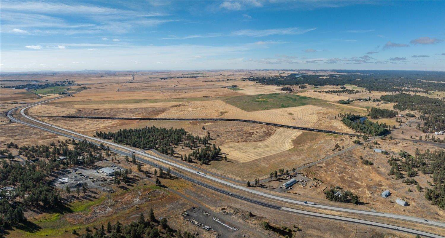 102A E Cameron Rd, Spangle, WA 99031