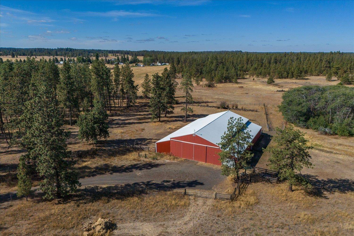 102A E Cameron Rd, Spangle, WA 99031