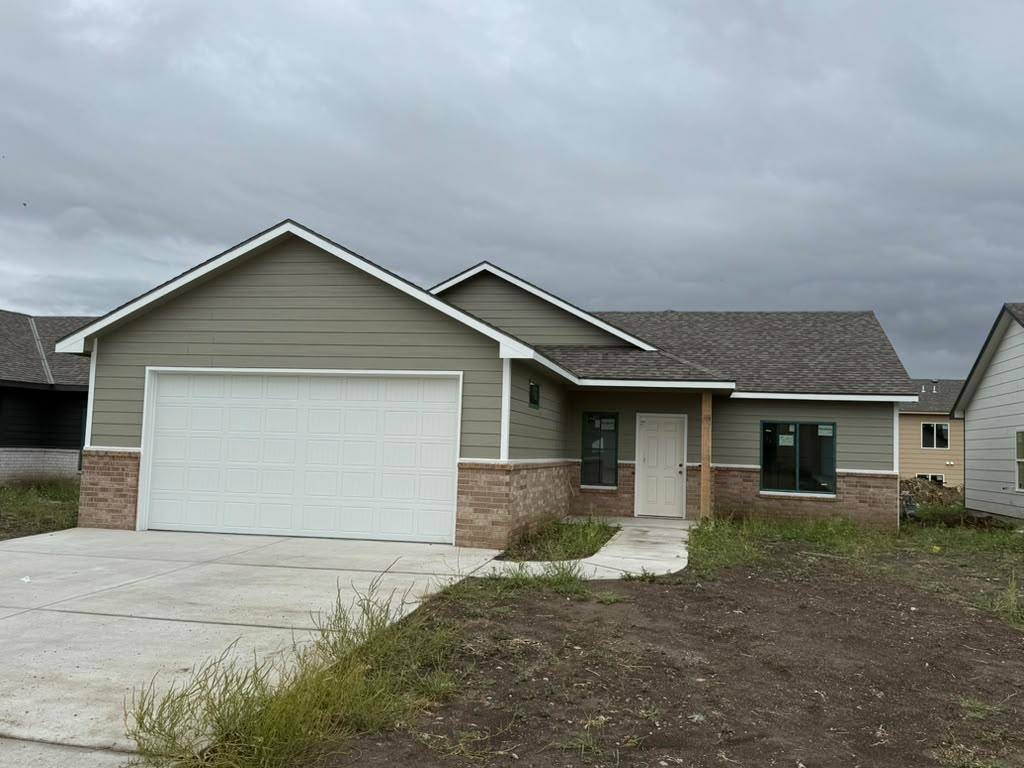 5097 N Toben Dr., Bel Aire, KS 67226