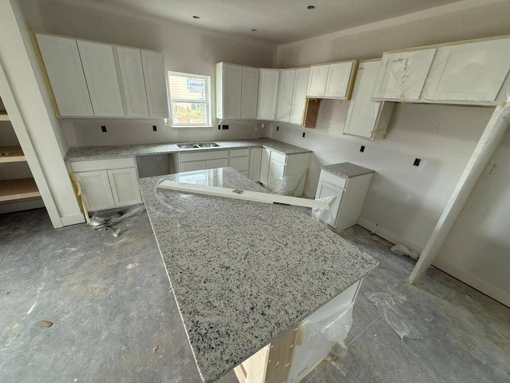 5097 N Toben Dr., Bel Aire, KS 67226
