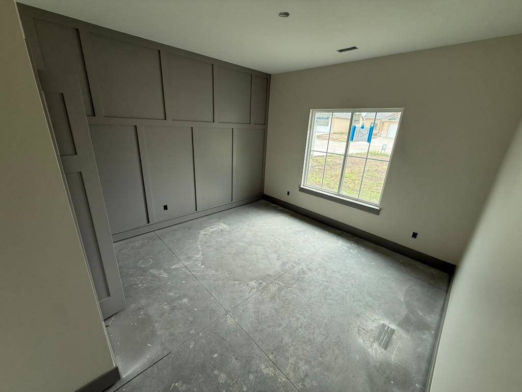 5091 N Toben Dr., Bel Aire, KS 67226
