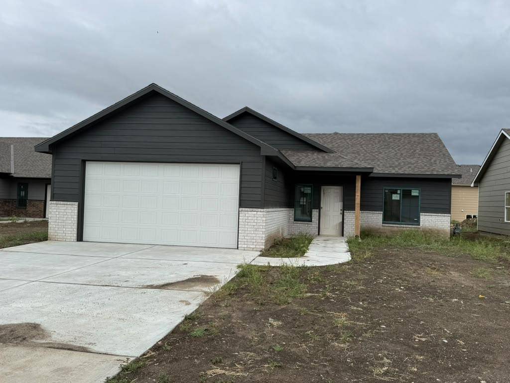 5091 N Toben Dr., Bel Aire, KS 67226