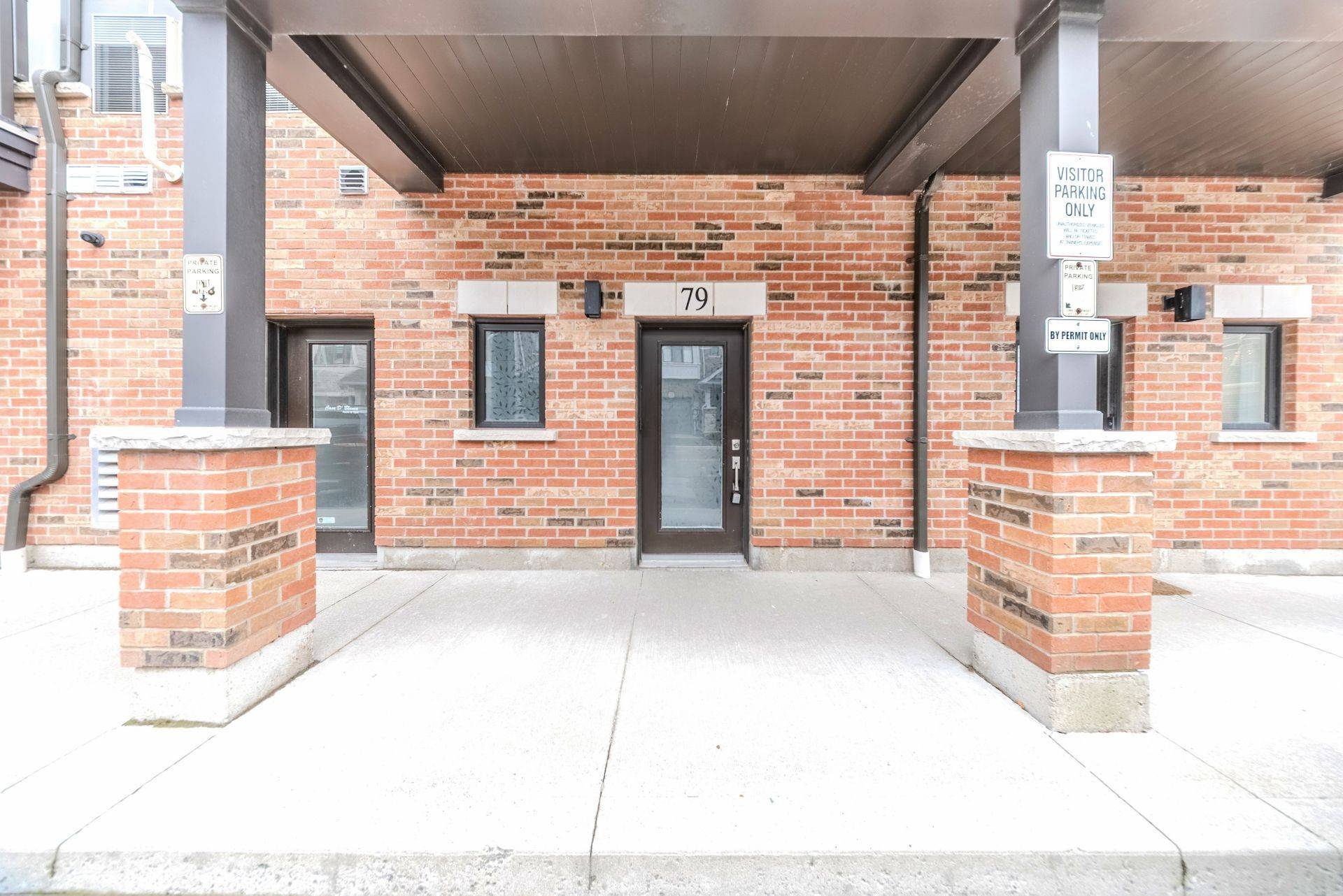 79 Esplanade LN, Grimsby, ON L3M 0H2