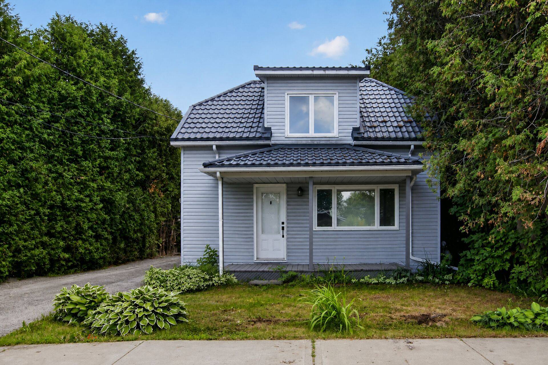 2172 Laval ST, Clarence-rockland, ON K0A 1E0