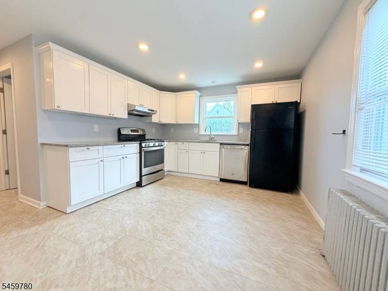 109 Sherman Ave, Roselle Park Boro, NJ 07204