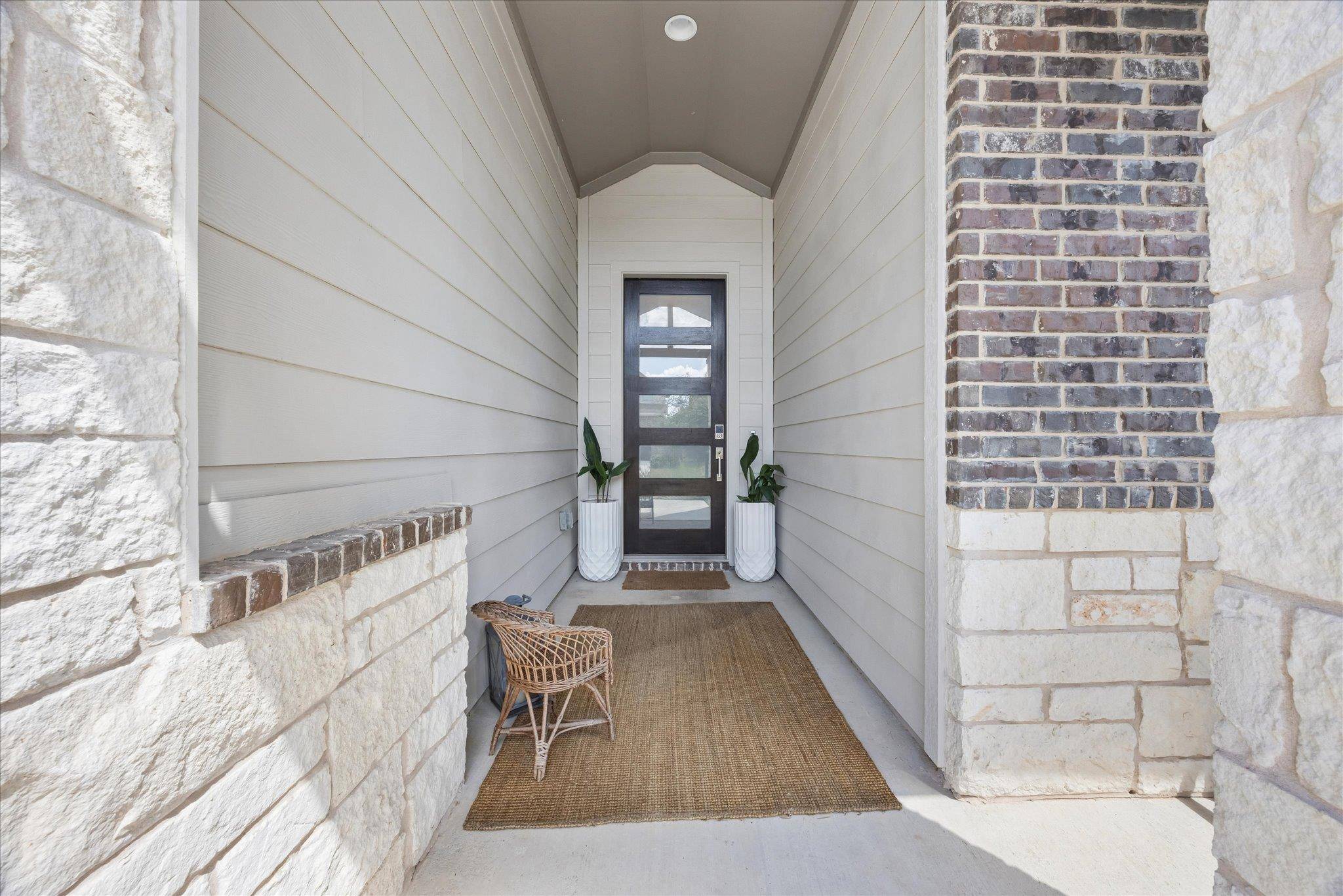 832 Whitetail DR, Round Rock, TX 78681