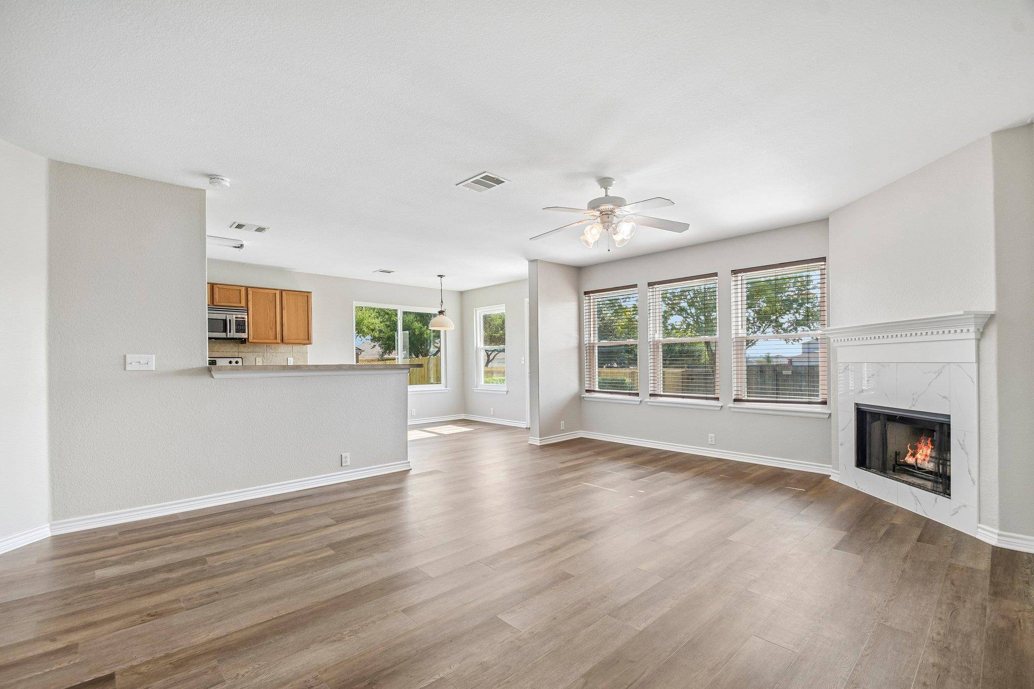 14413 Gurneys Eagle DR, Elgin, TX 78621