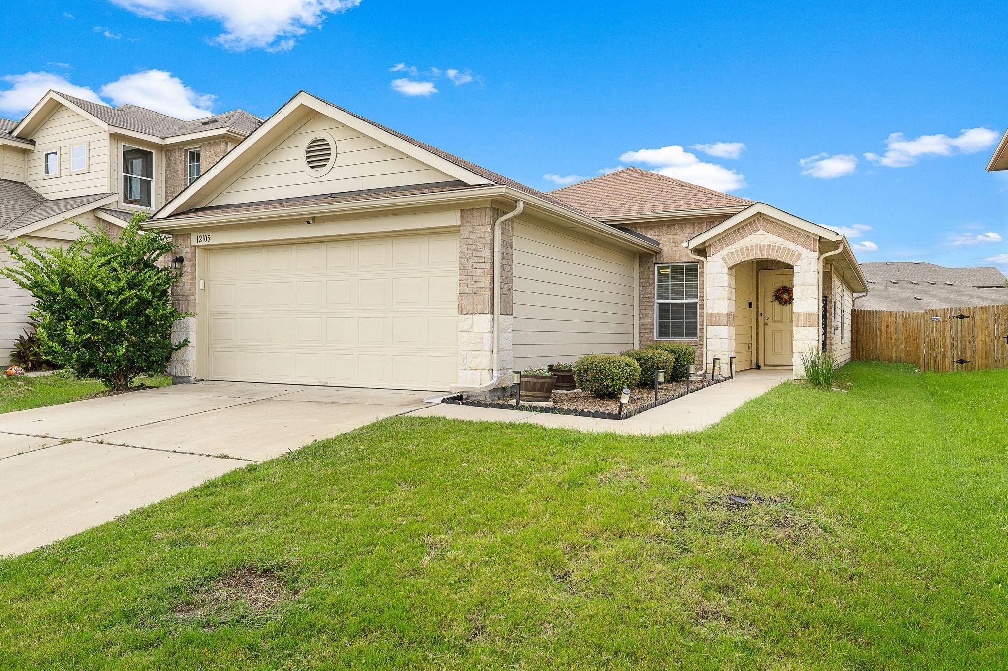 12105 Jamie DR, Manor, TX 78653