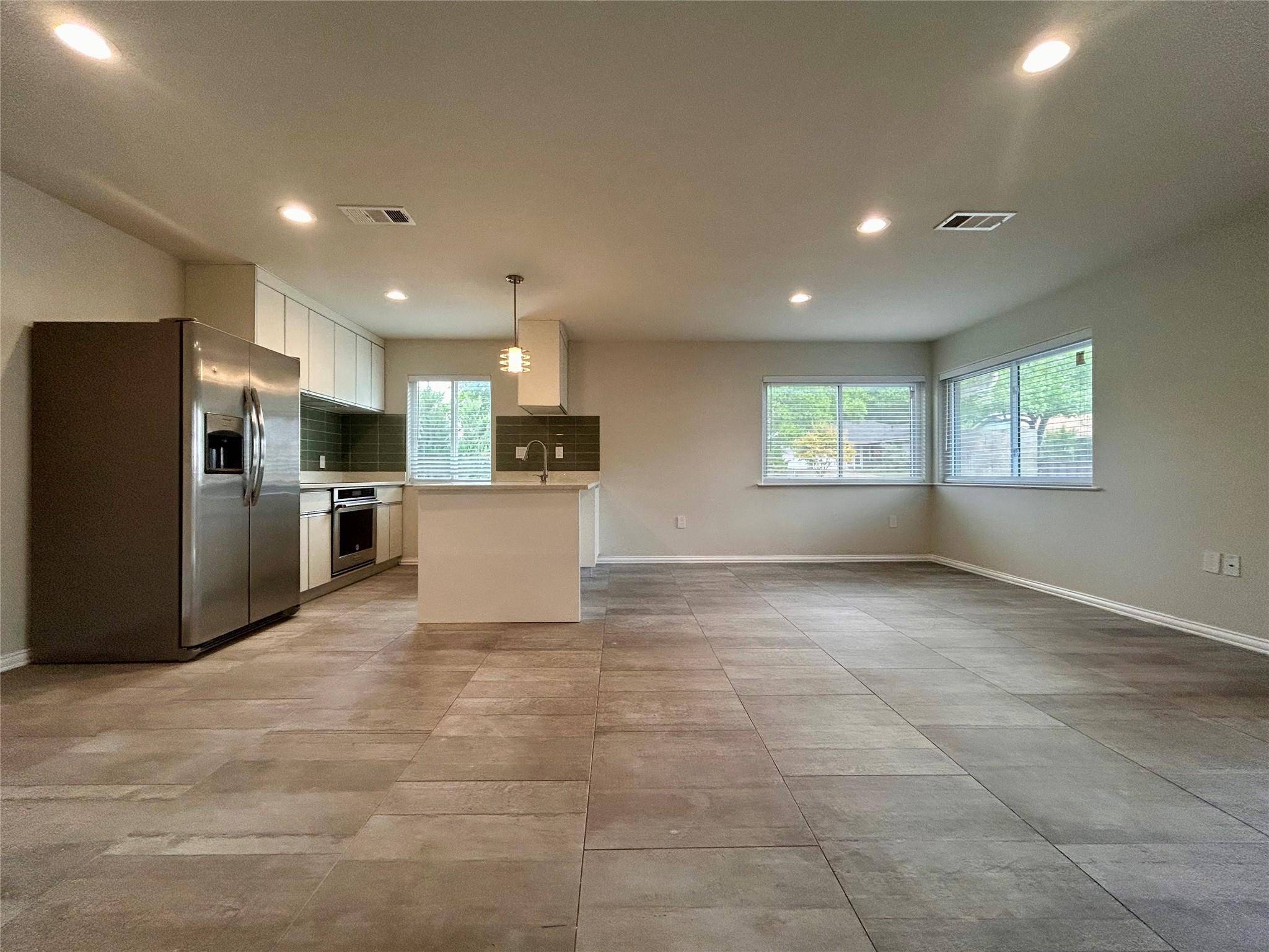 8924 Trone CIR #C, Austin, TX 78758