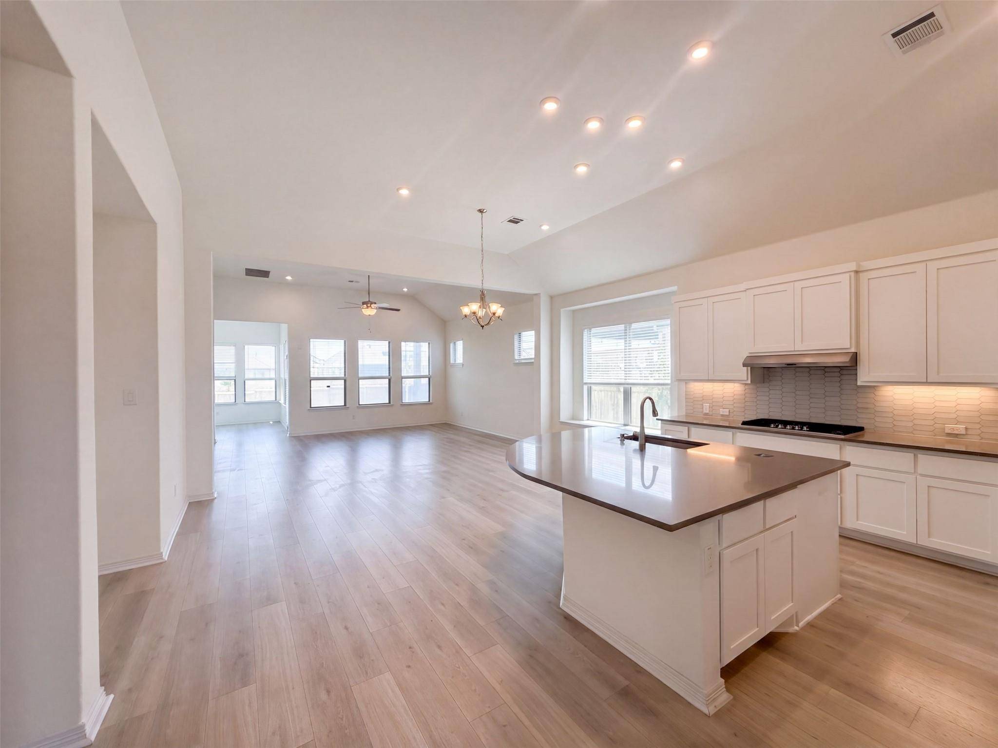 4437 Shady Hill LN, Pflugerville, TX 78660