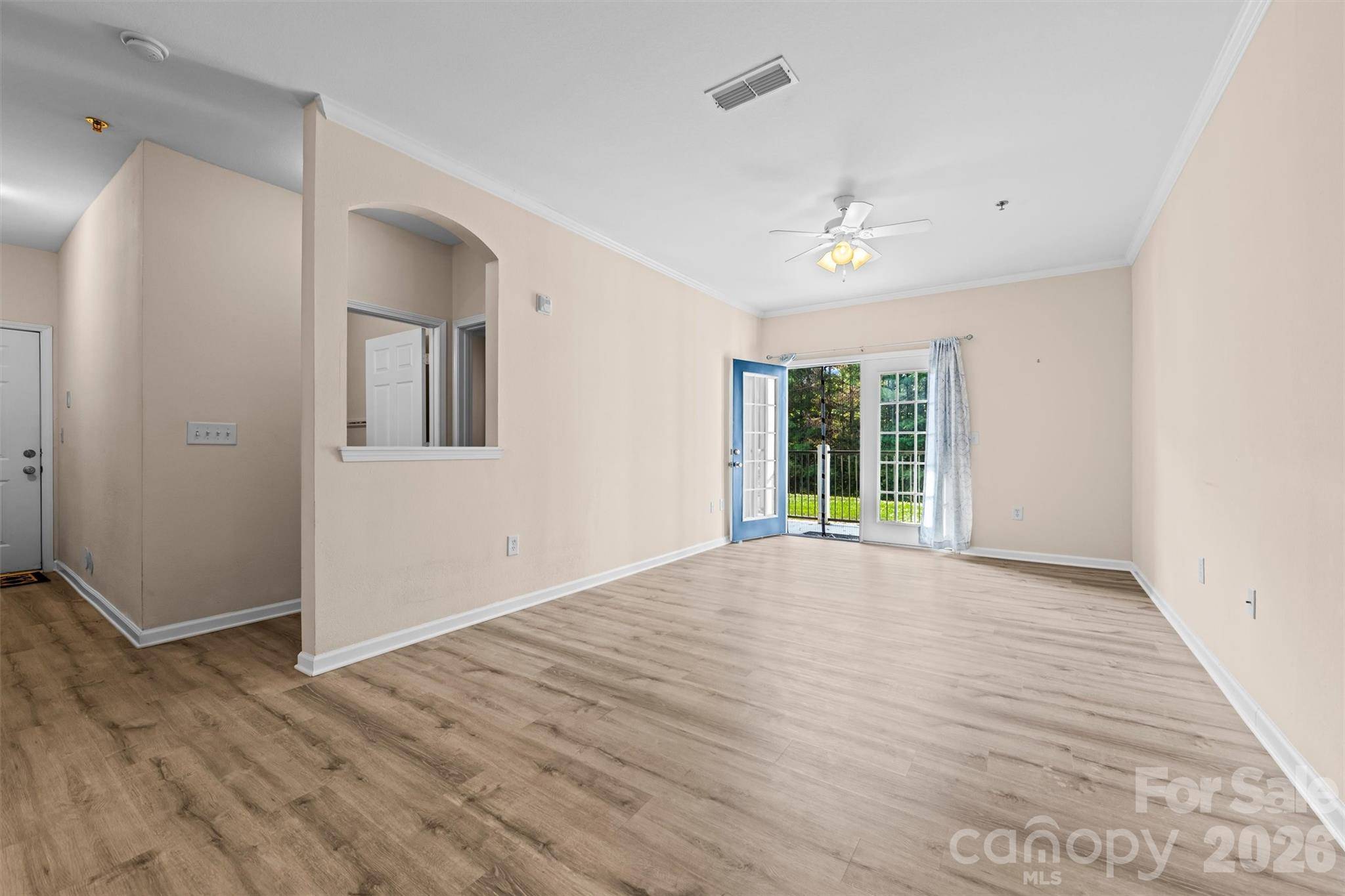 100 Vista Lake DR #3, Candler, NC 28715