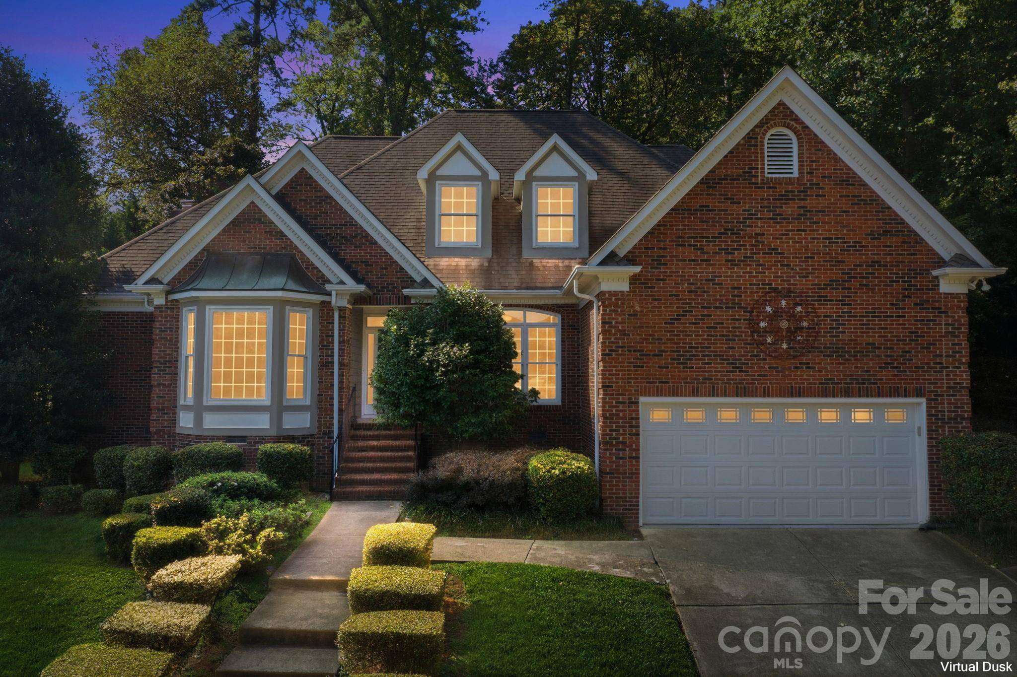 5111 Downing Creek DR, Charlotte, NC 28269