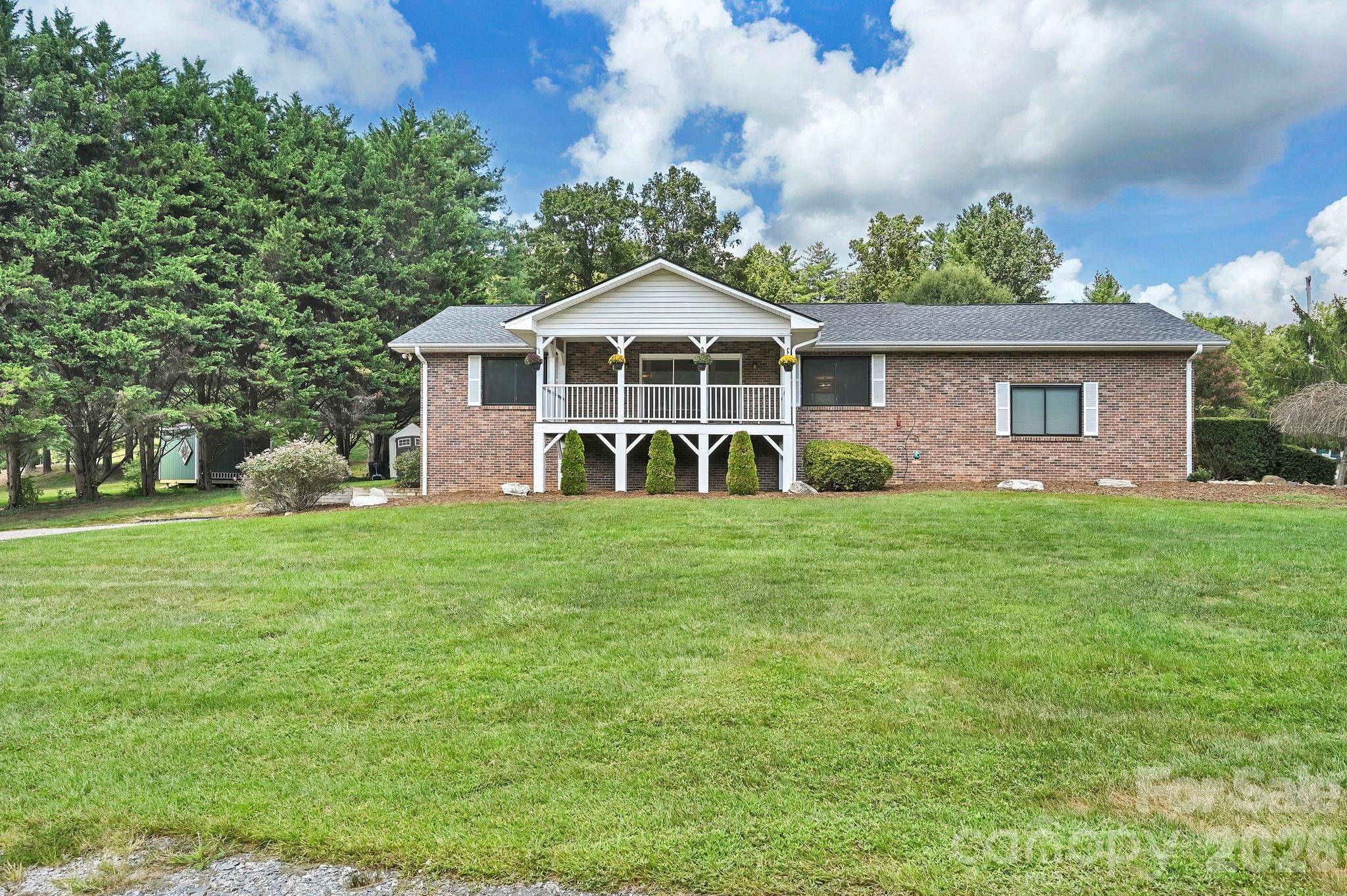 123 Turley Falls RD, Hendersonville, NC 28739