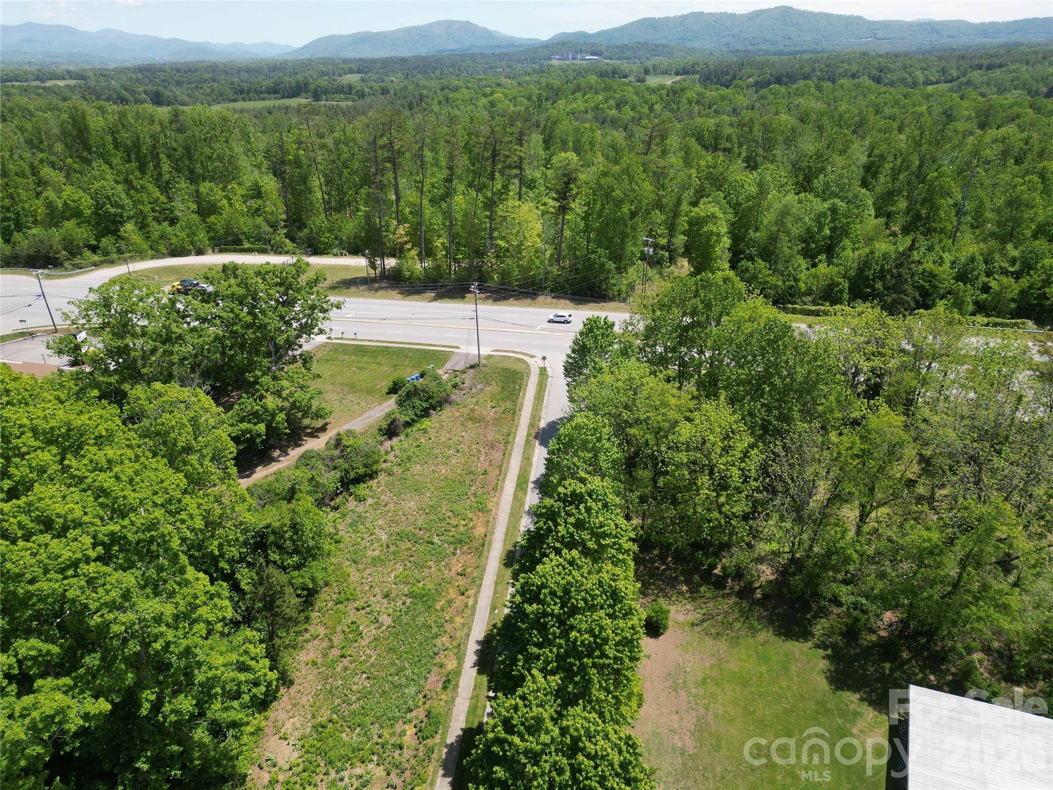 21 Elaine Eden DR, Asheville, NC 28806