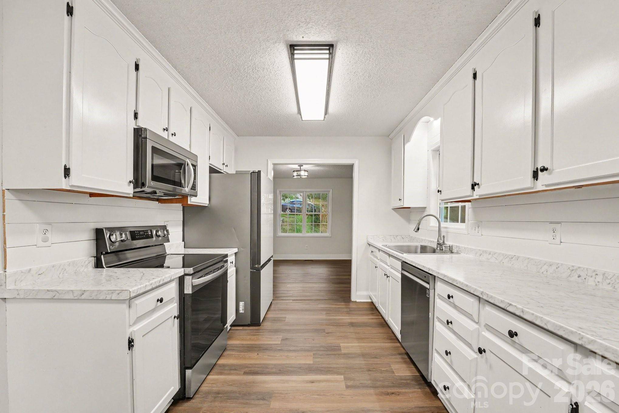 4750 Dalena DR, Claremont, NC 28610