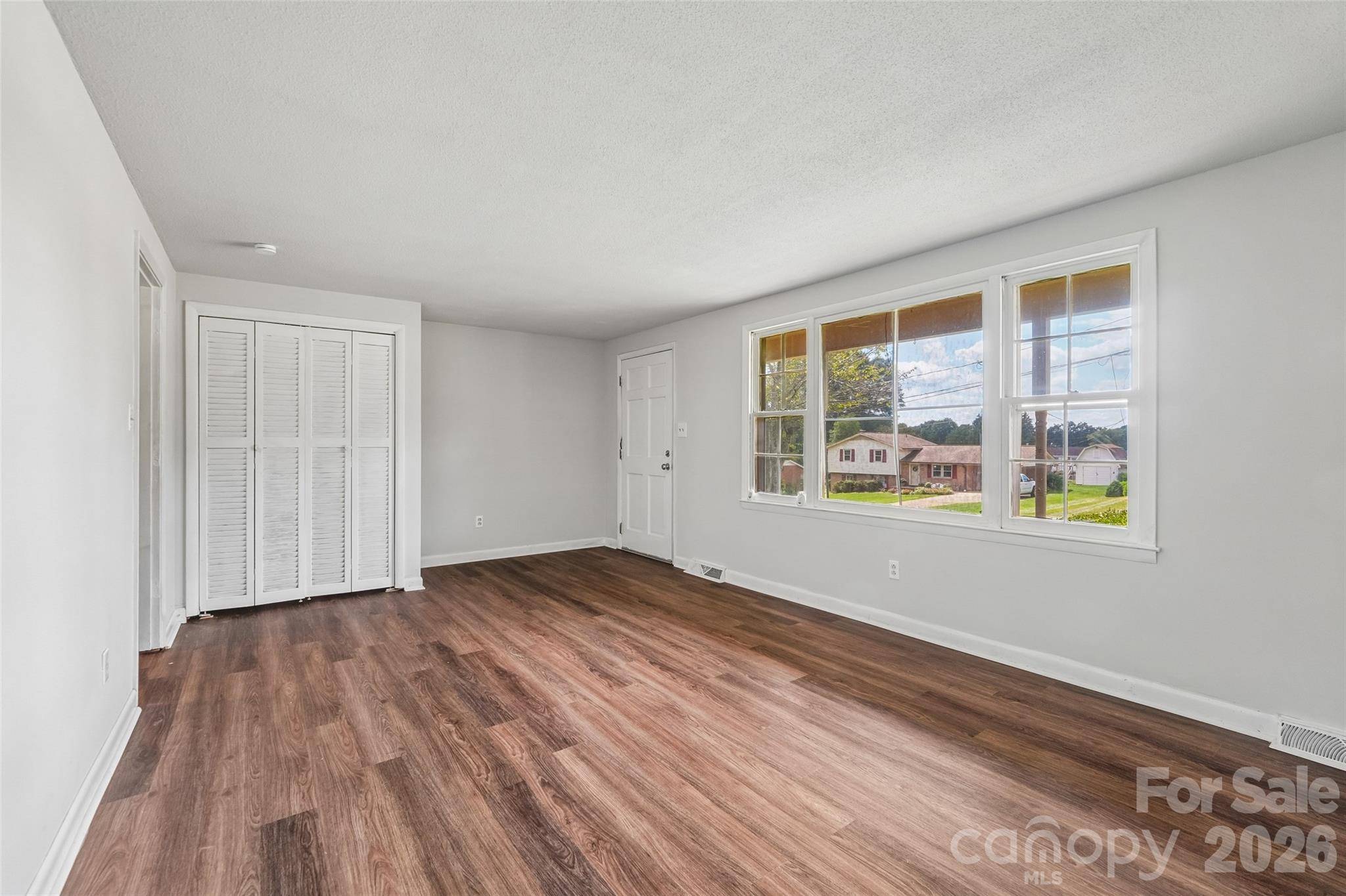 4036 Elizabeth ST, Hickory, NC 28601