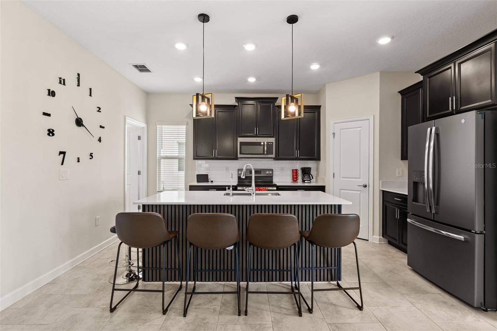 1055 BLACKWOLF RUN RD, Davenport, FL 33896