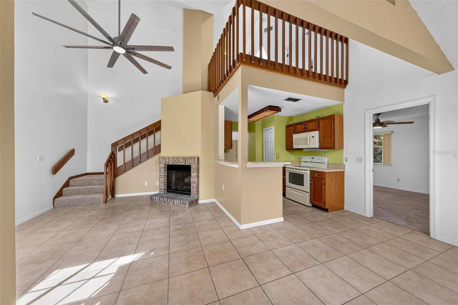 962 NEWCASTLE CIR #202, Lake Mary, FL 32746