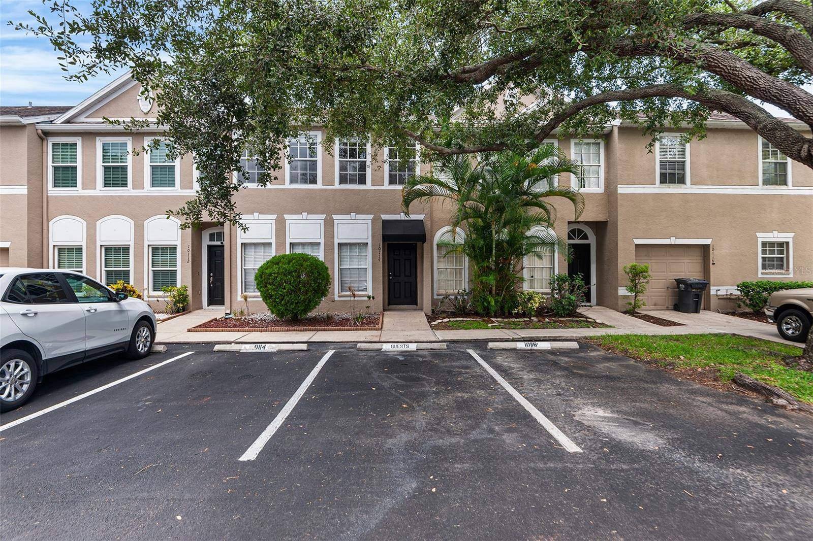 10114 FARMINGDALE PL, Tampa, FL 33624