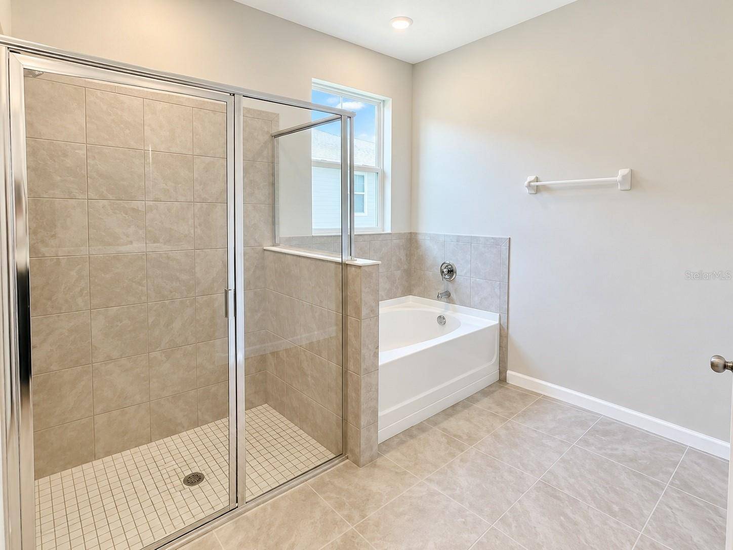 5414 FLINT HILLS DR, Wimauma, FL 33598