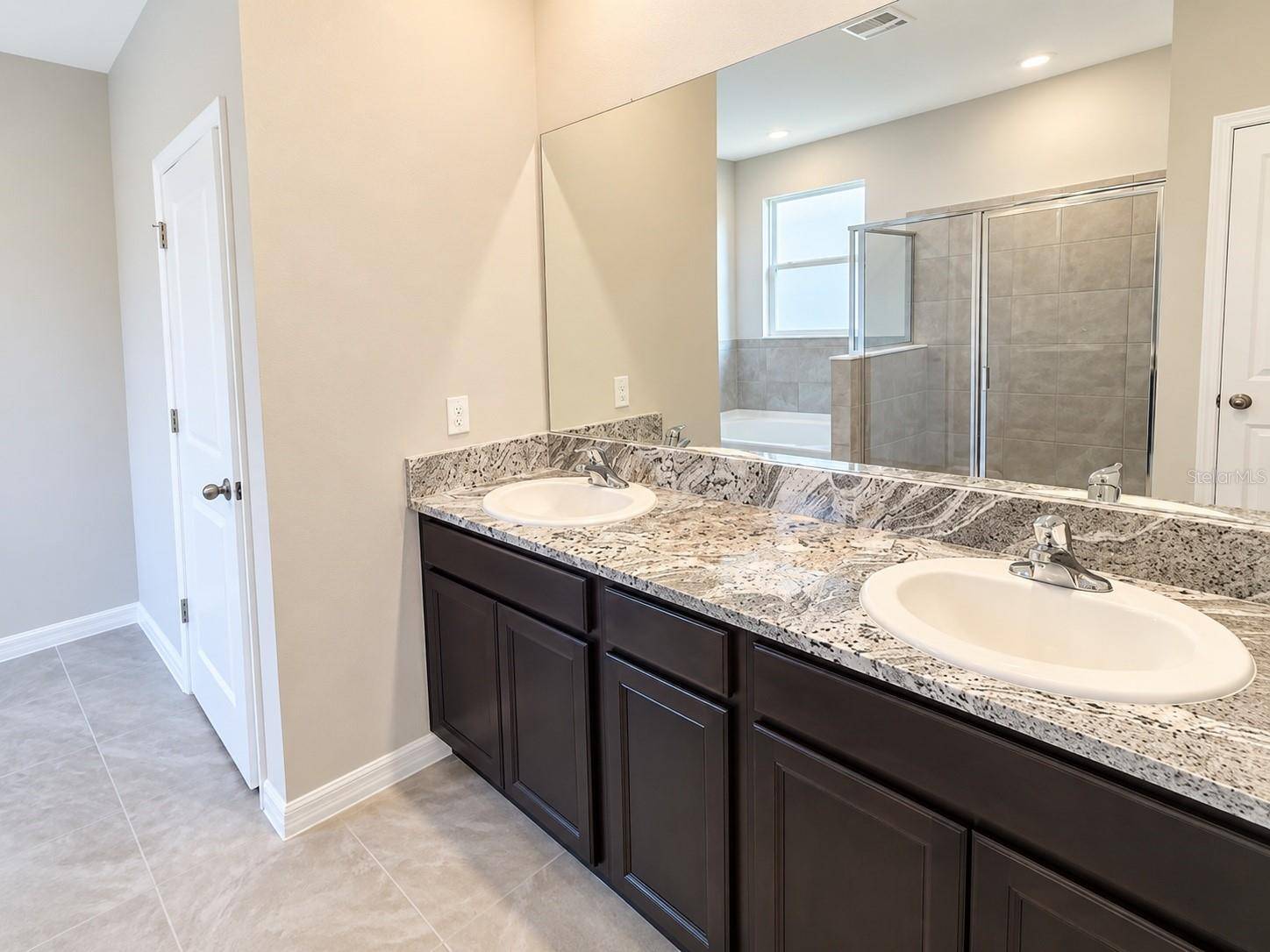 5414 FLINT HILLS DR, Wimauma, FL 33598