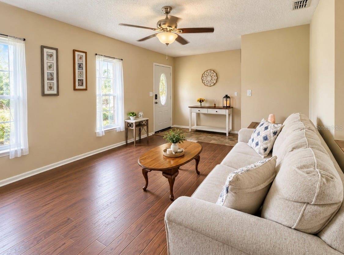 1240 MEREDITH DR, Spring Hill, FL 34608