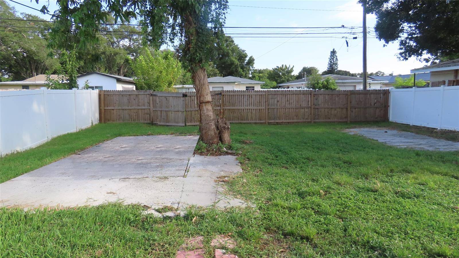 5318 9TH AVE N, St Petersburg, FL 33710