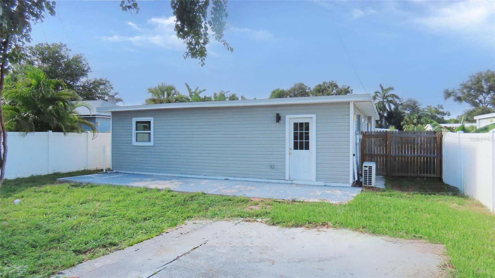 5318 9TH AVE N, St Petersburg, FL 33710